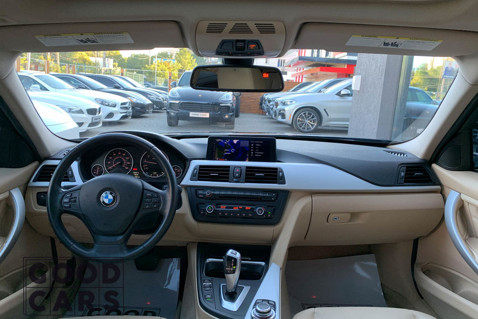 Продам BMW 328 i Premium 2012 года в Одессе