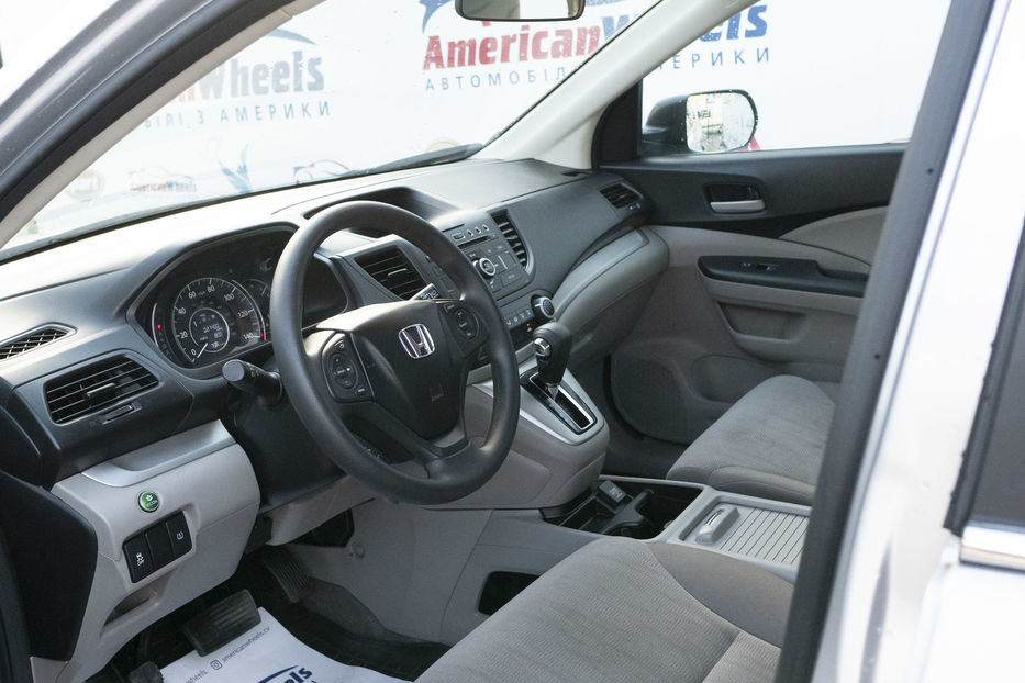 Продам Honda CR-V LX 2014 года в Черновцах