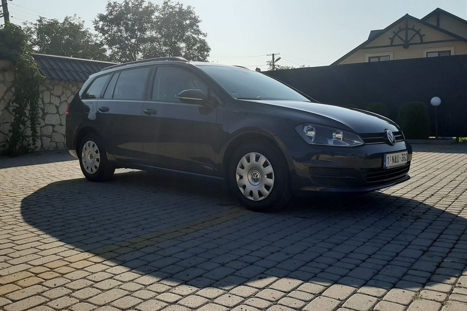 Продам Volkswagen Golf VII  Klimat navi Без Підкрасів Іде 2015 года в Львове