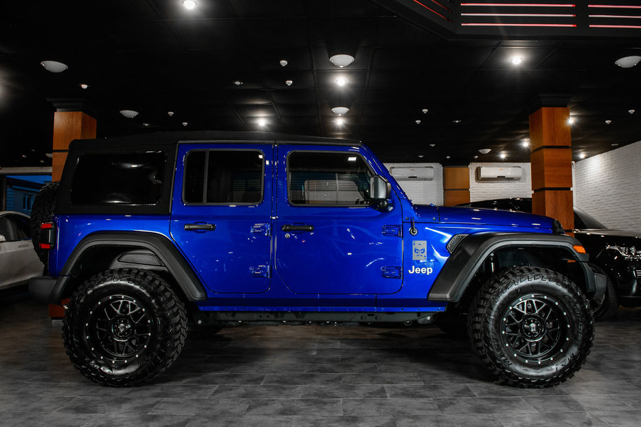 Продам Jeep Wrangler 2018 года в Одессе