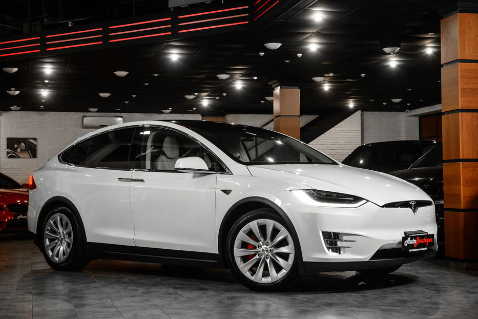 Продам Tesla Model X  P90D Perfomance  2016 года в Одессе