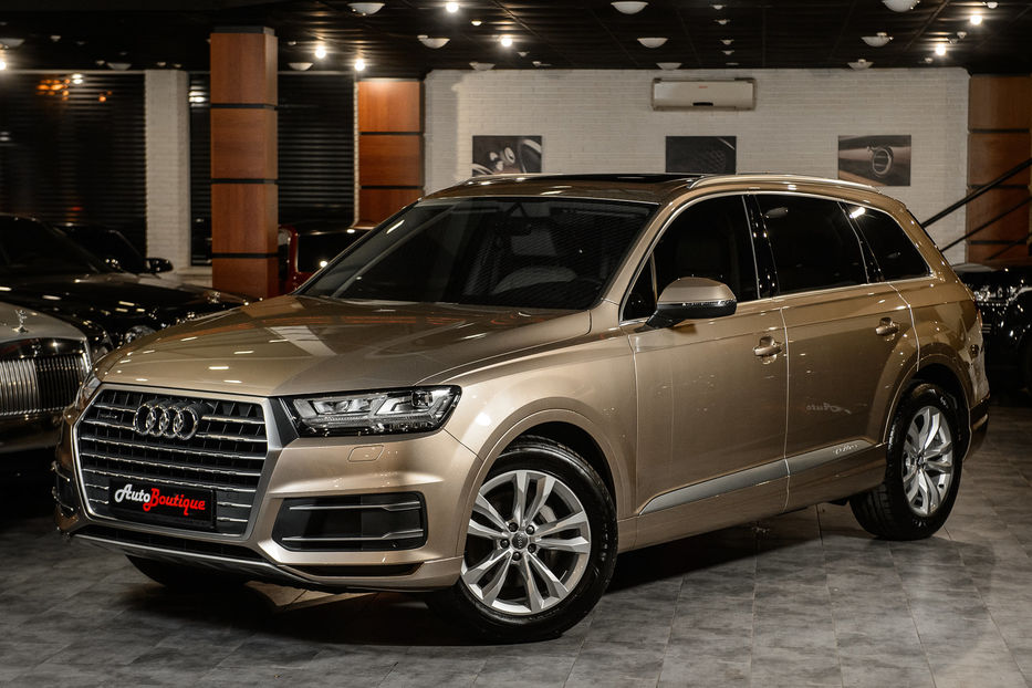 Продам Audi Q7 2019 года в Одессе