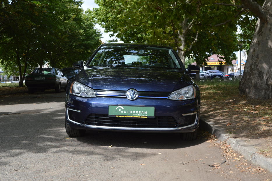 Продам Volkswagen e-Golf 2015 года в Одессе
