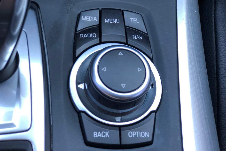 Продам BMW X5 Xdrive 50i 2011 года в Киеве