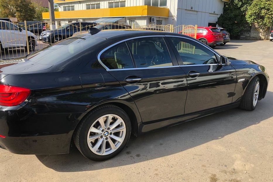 Продам BMW 520 2013 года в Одессе
