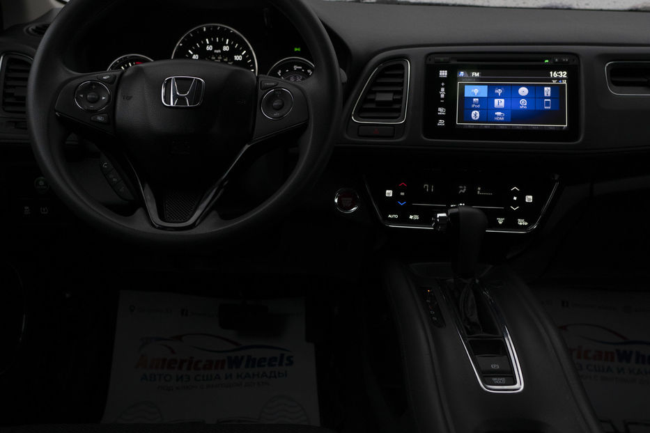 Продам Honda HR-V 4dr CVT EX 2016 года в Черновцах