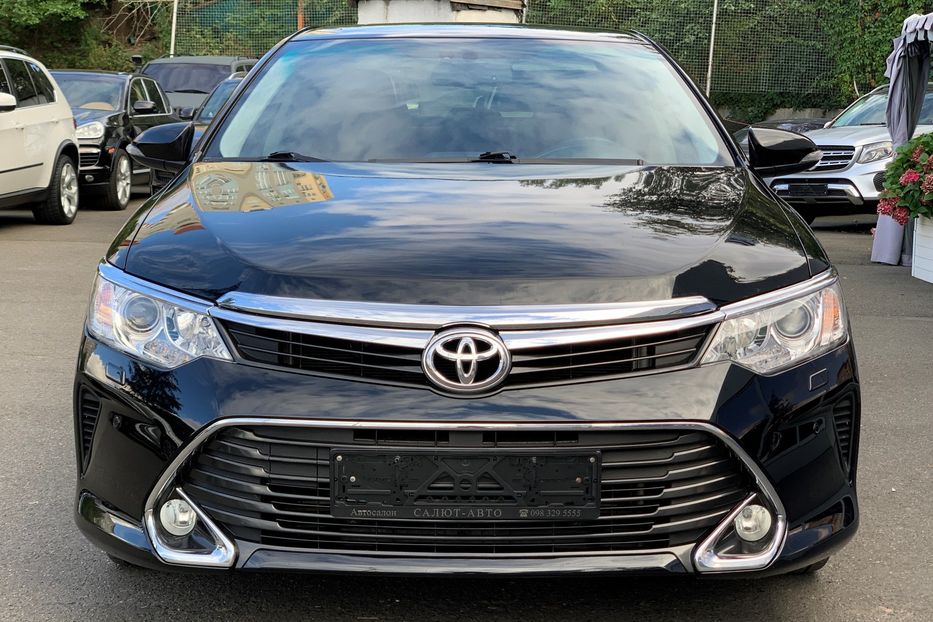 Продам Toyota Camry 35th ANNIVERSARY 2017 года в Киеве