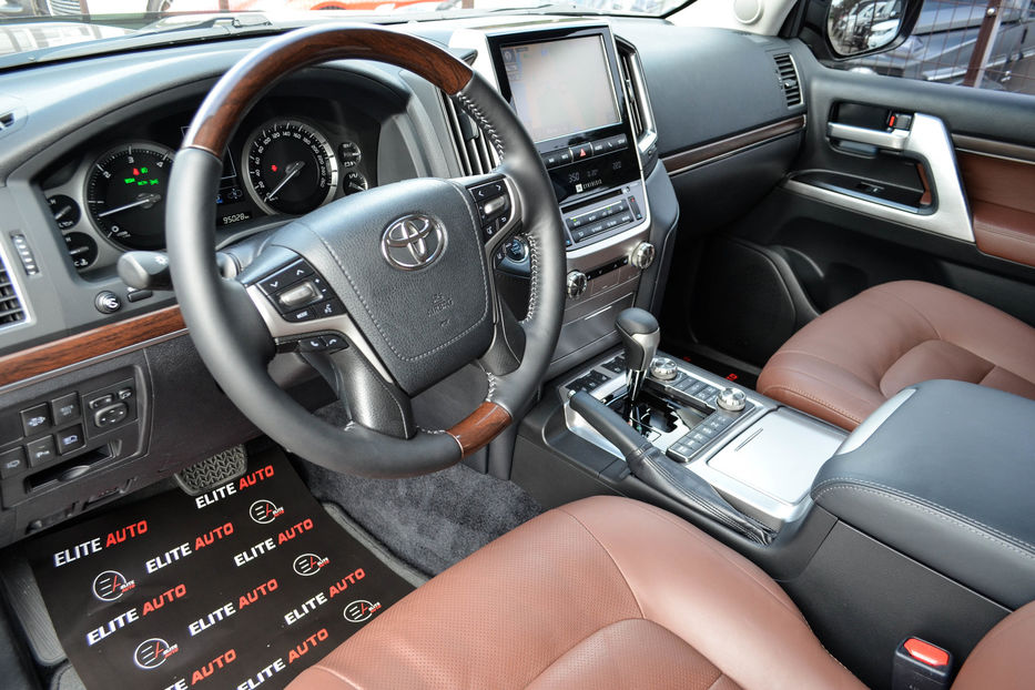 Продам Toyota Land Cruiser 200 WALD 2016 года в Киеве