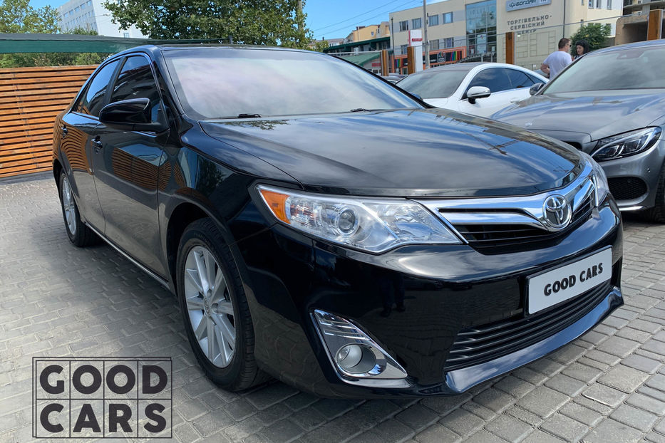 Продам Toyota Camry v50 2012 года в Одессе