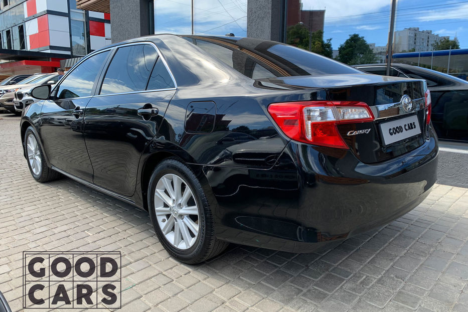 Продам Toyota Camry v50 2012 года в Одессе