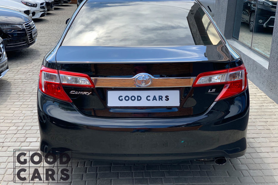 Продам Toyota Camry v50 2012 года в Одессе