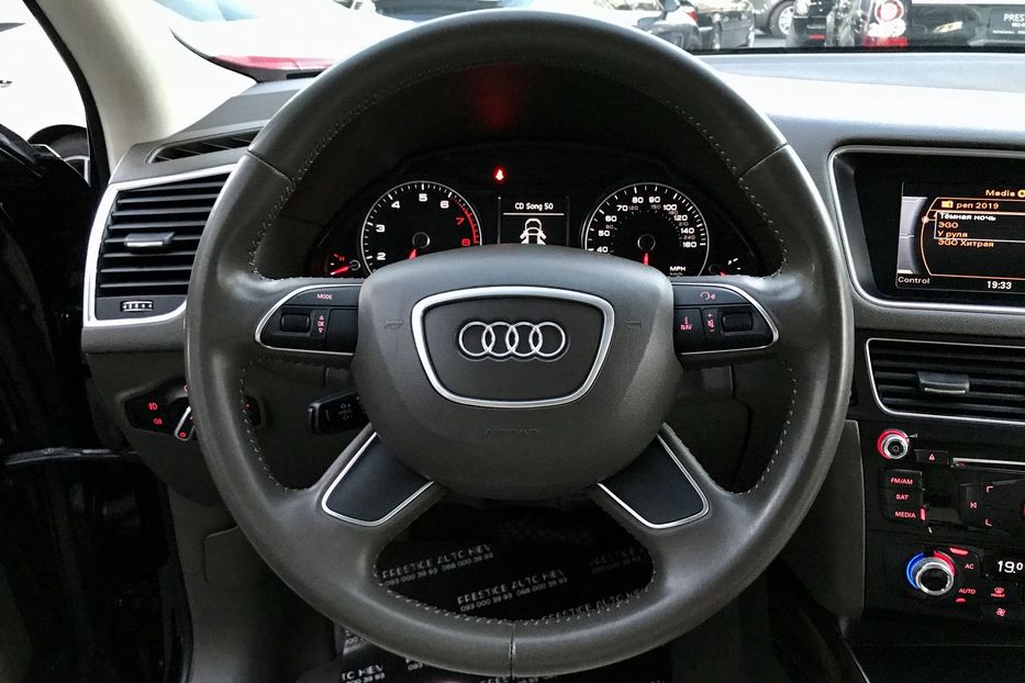 Продам Audi Q5 2.0T quattro 2014 года в Киеве