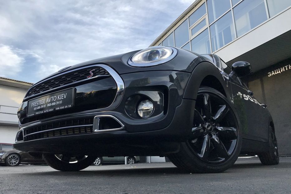 Продам MINI Clubman COOPER S Официальный 2015 года в Киеве