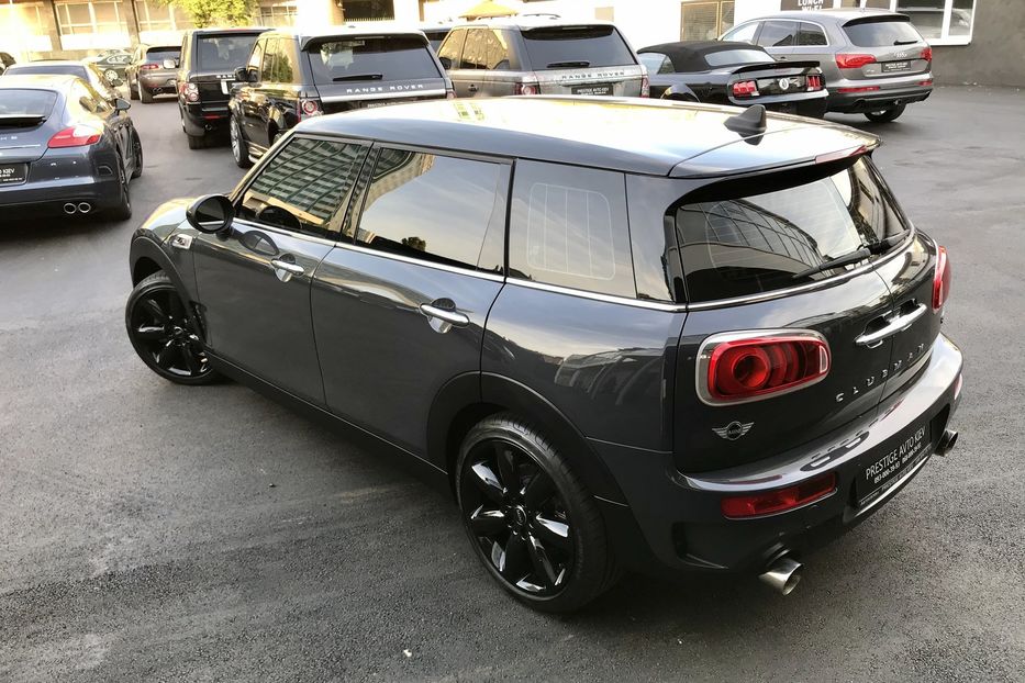 Продам MINI Clubman COOPER S Официальный 2015 года в Киеве