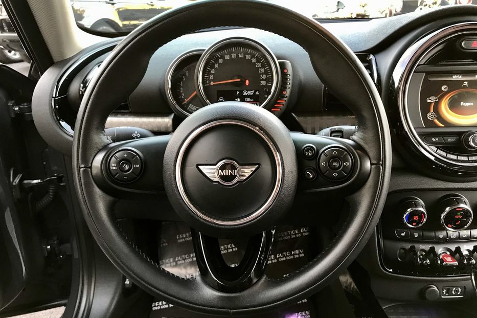 Продам MINI Clubman COOPER S Официальный 2015 года в Киеве