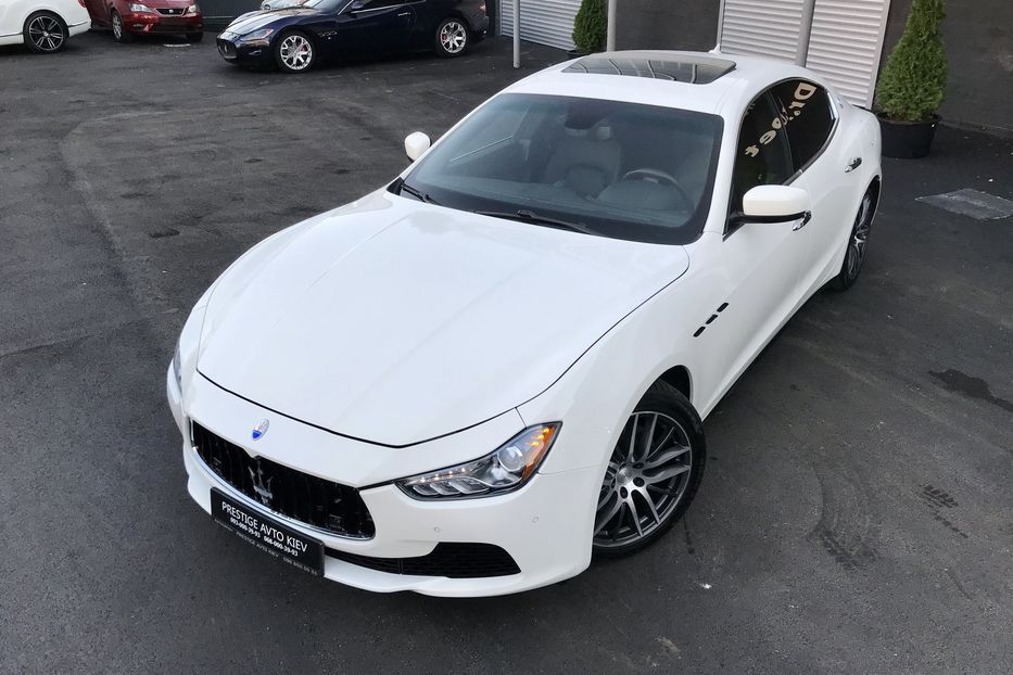 Продам Maserati Ghibli SQ4 2014 года в Киеве