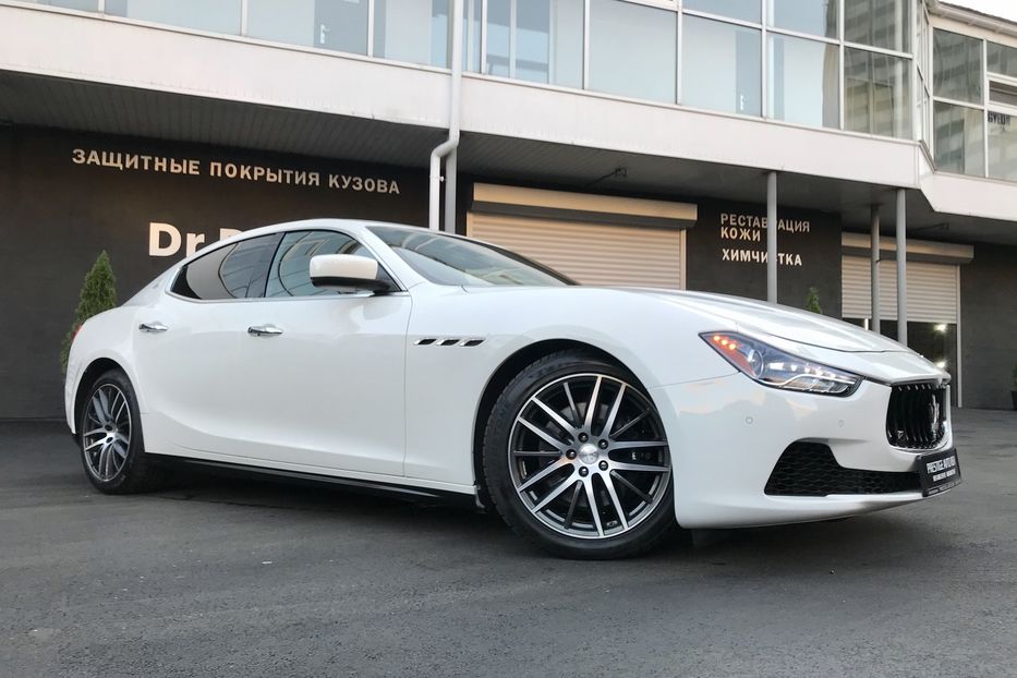 Продам Maserati Ghibli SQ4 2014 года в Киеве