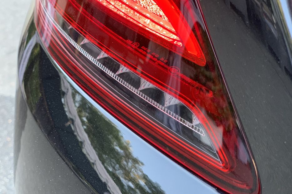 Продам Mercedes-Benz S-Class 63 AMG 4MATIC 2014 года в Киеве