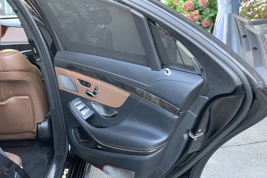 Продам Mercedes-Benz S-Class 63 AMG 4MATIC 2014 года в Киеве