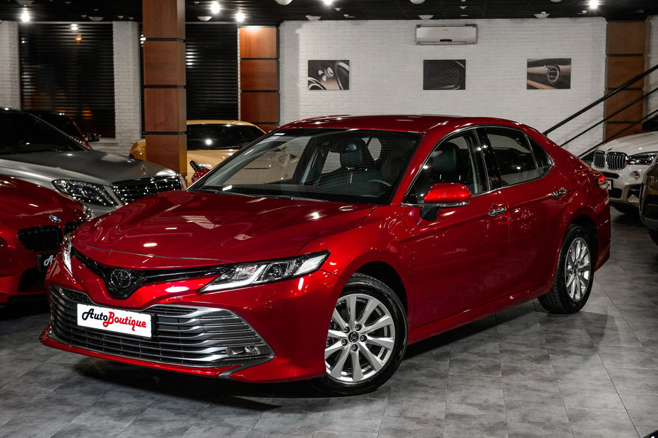 Продам Toyota Camry 2018 года в Одессе