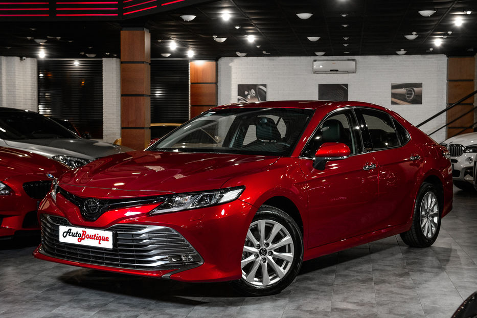 Продам Toyota Camry 2018 года в Одессе