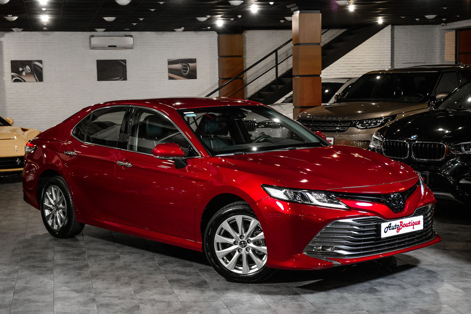 Продам Toyota Camry 2018 года в Одессе