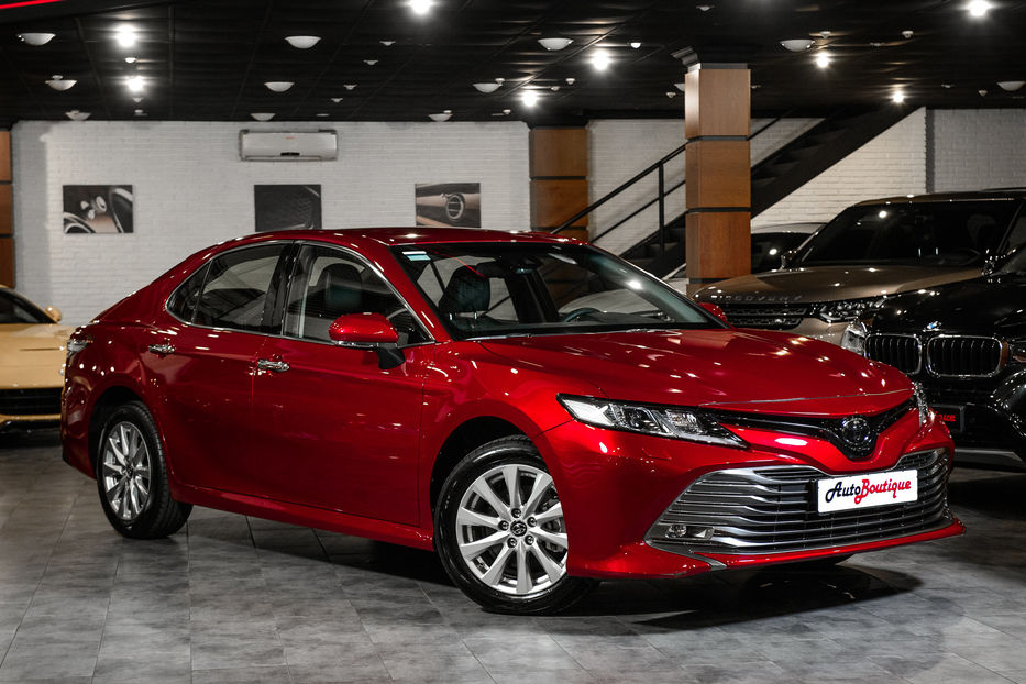 Продам Toyota Camry 2018 года в Одессе