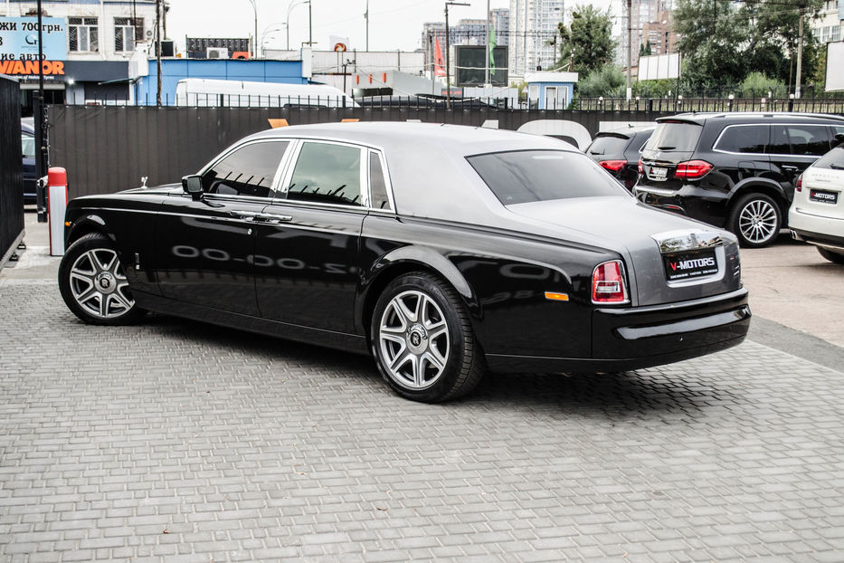 Продам Rolls-Royce Phantom VII 2004 года в Киеве