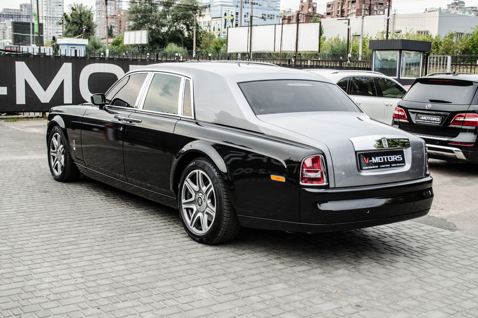 Продам Rolls-Royce Phantom VII 2004 года в Киеве