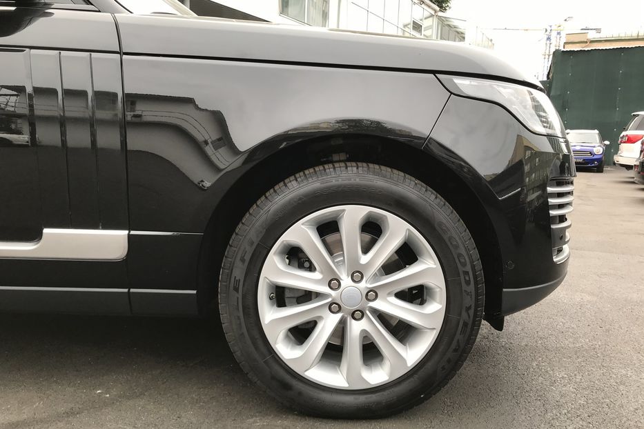 Продам Land Rover Range Rover HSE Td6 2016 года в Киеве