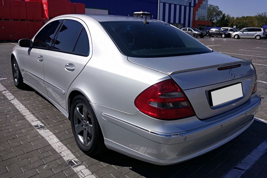 Продам Mercedes-Benz E-Class 220 Avantgarde 2006 года в Николаеве