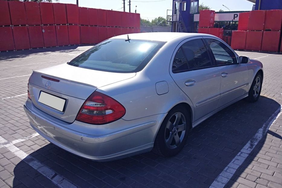 Продам Mercedes-Benz E-Class 220 Avantgarde 2006 года в Николаеве