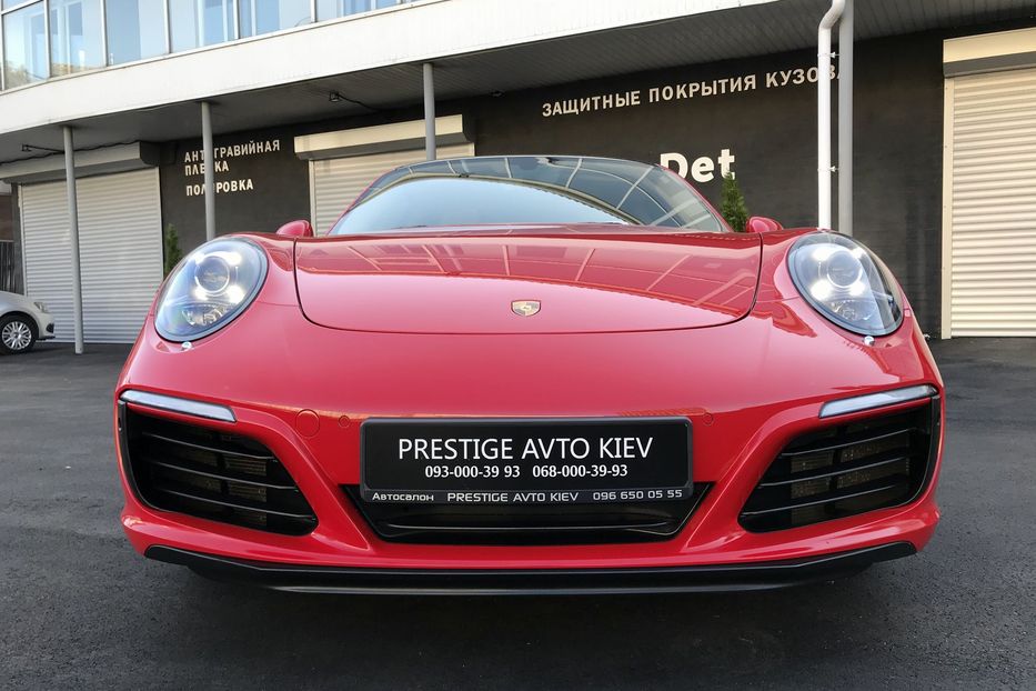 Продам Porsche 911 Carrera S Официальный 2016 года в Киеве