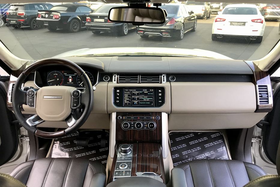 Продам Land Rover Range Rover AUTOBIOGRAPHY 4.4 Официал 2013 года в Киеве