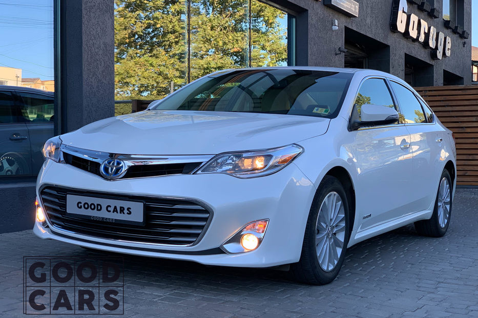 Продам Toyota Avalon Hybrid  2015 года в Одессе