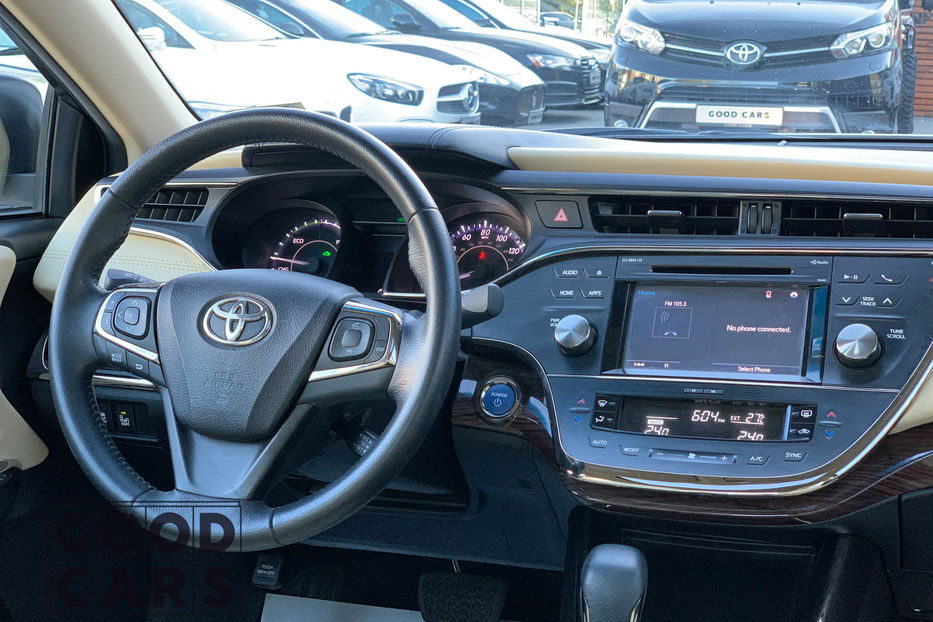 Продам Toyota Avalon Hybrid  2015 года в Одессе