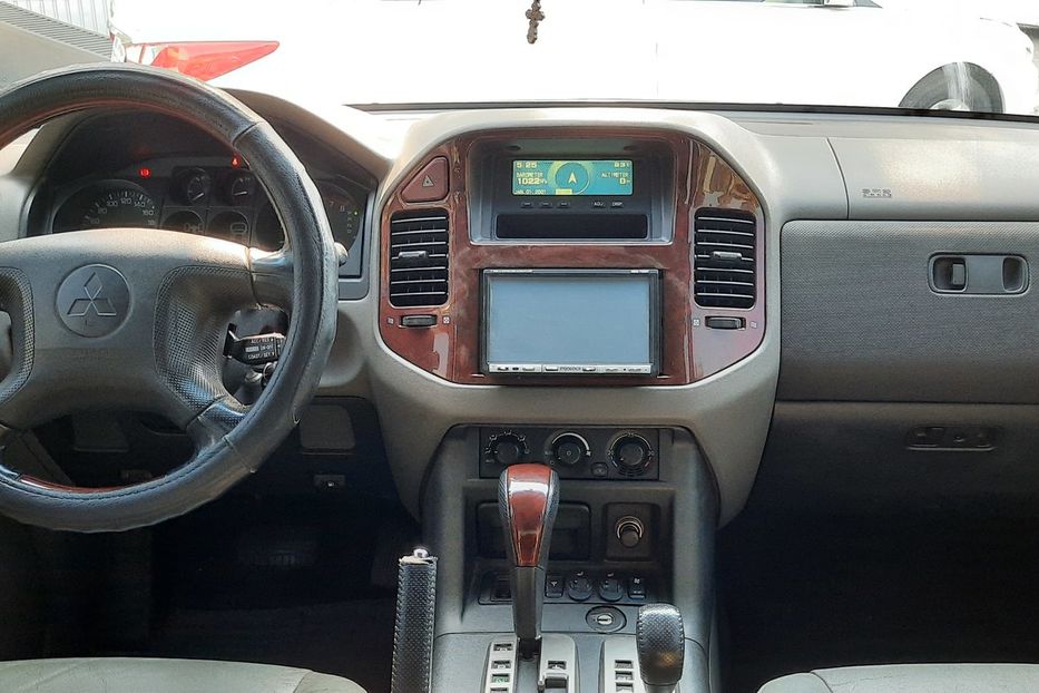 Продам Mitsubishi Pajero Wagon FULL 2003 года в Николаеве