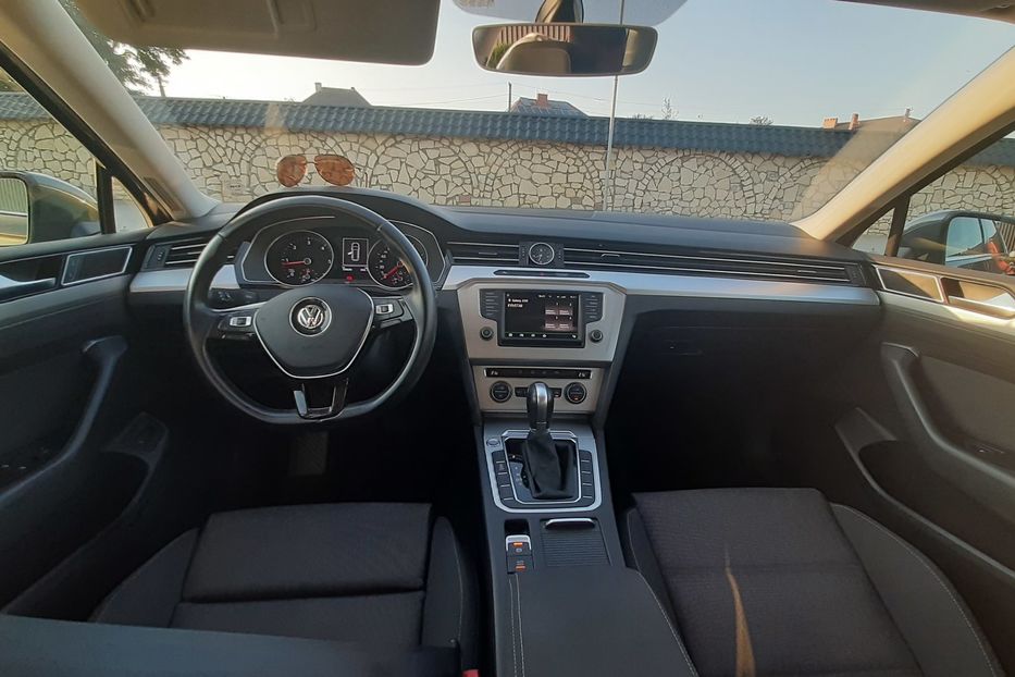 Продам Volkswagen Passat B8 Automat 2.0 DSG Резерв Київ 2015 года в Львове