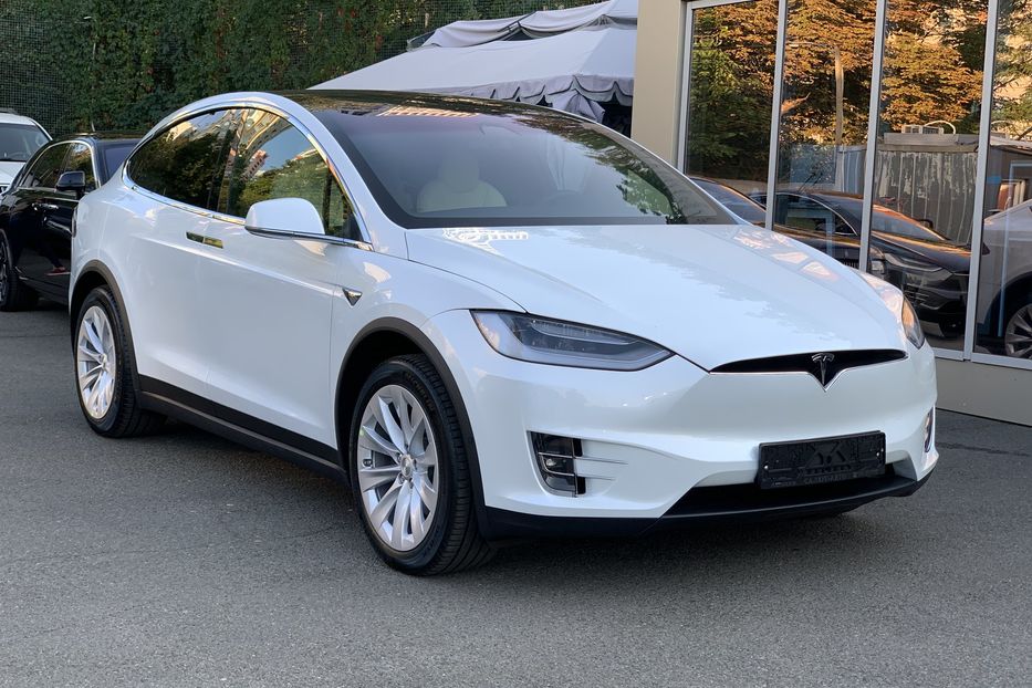 Продам Tesla Model X 100 D Dual Motor 2020 года в Киеве