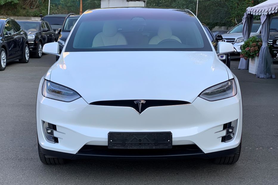 Продам Tesla Model X 100 D Dual Motor 2020 года в Киеве