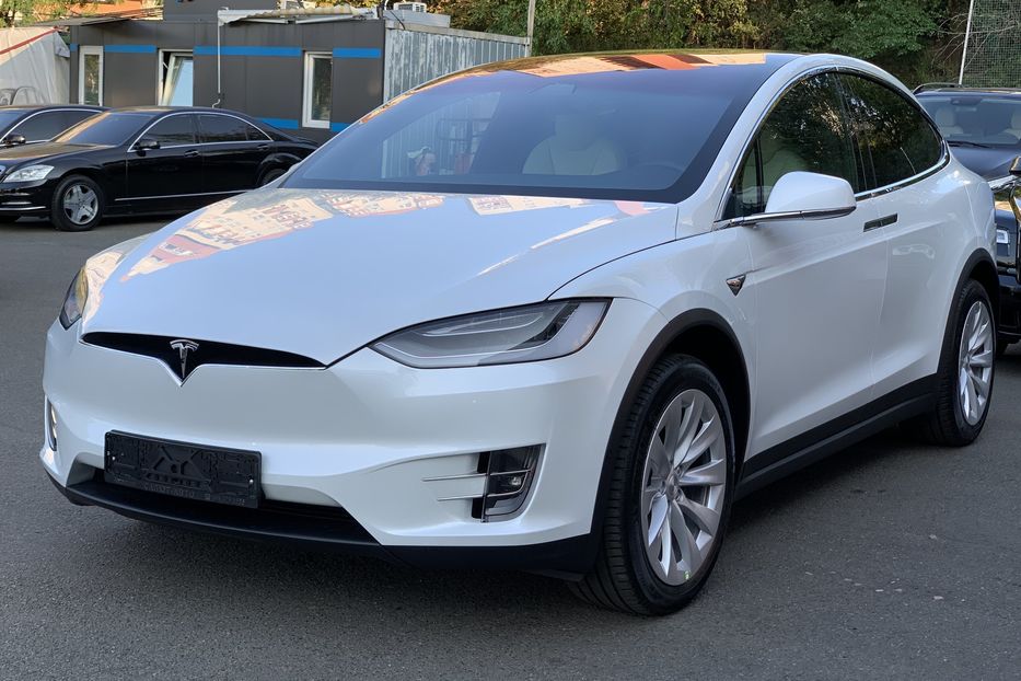 Продам Tesla Model X 100 D Dual Motor 2020 года в Киеве