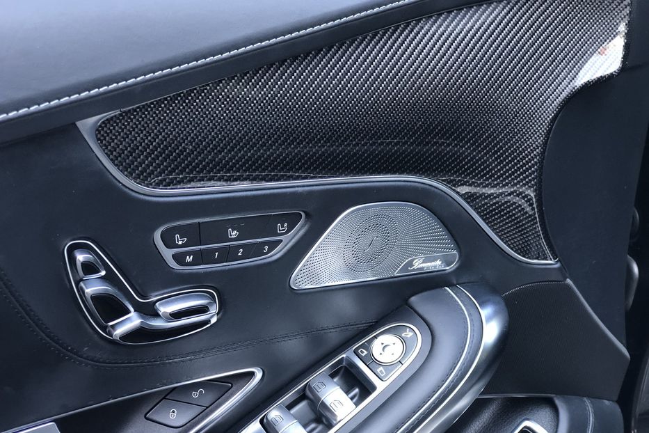 Продам Mercedes-Benz S-Class 63 AMG 4MATIC 2016 года в Киеве