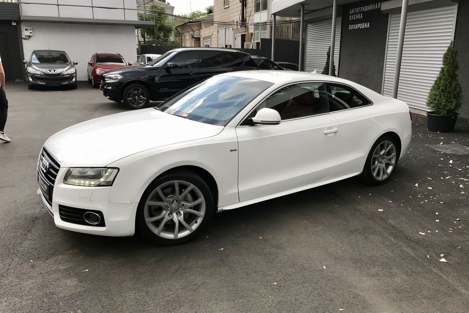 Продам Audi A5 S Line 2009 года в Киеве