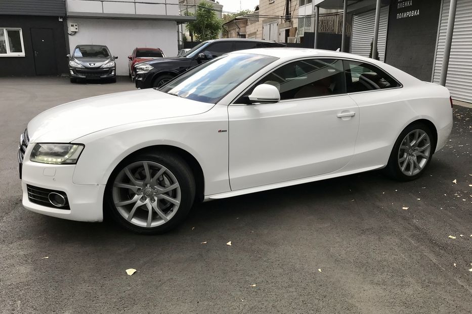 Продам Audi A5 S Line 2009 года в Киеве