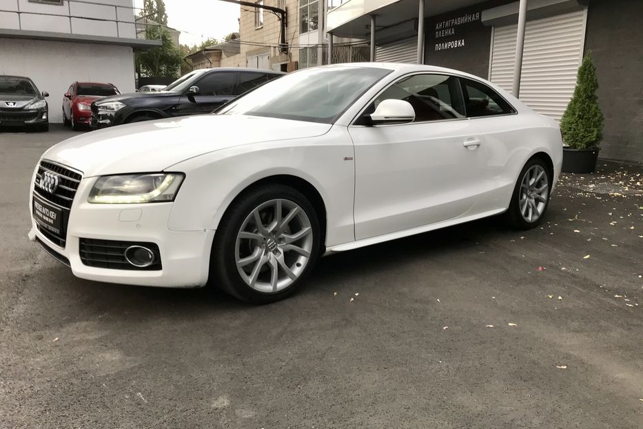 Продам Audi A5 S Line 2009 года в Киеве