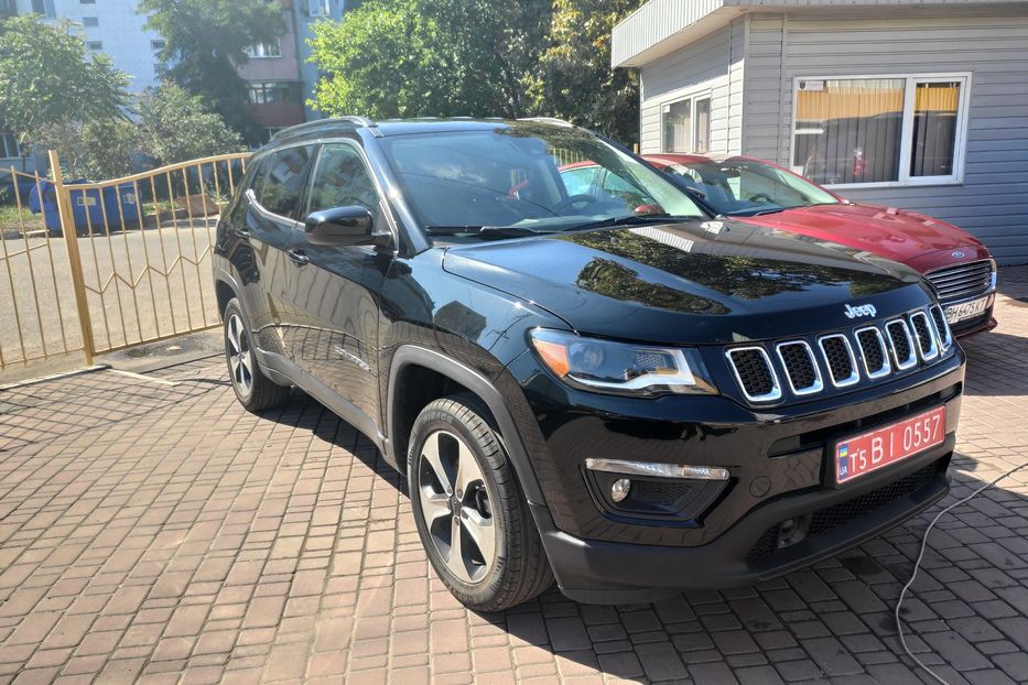 Продам Jeep Compass Latitude Plus 2017 года в Одессе