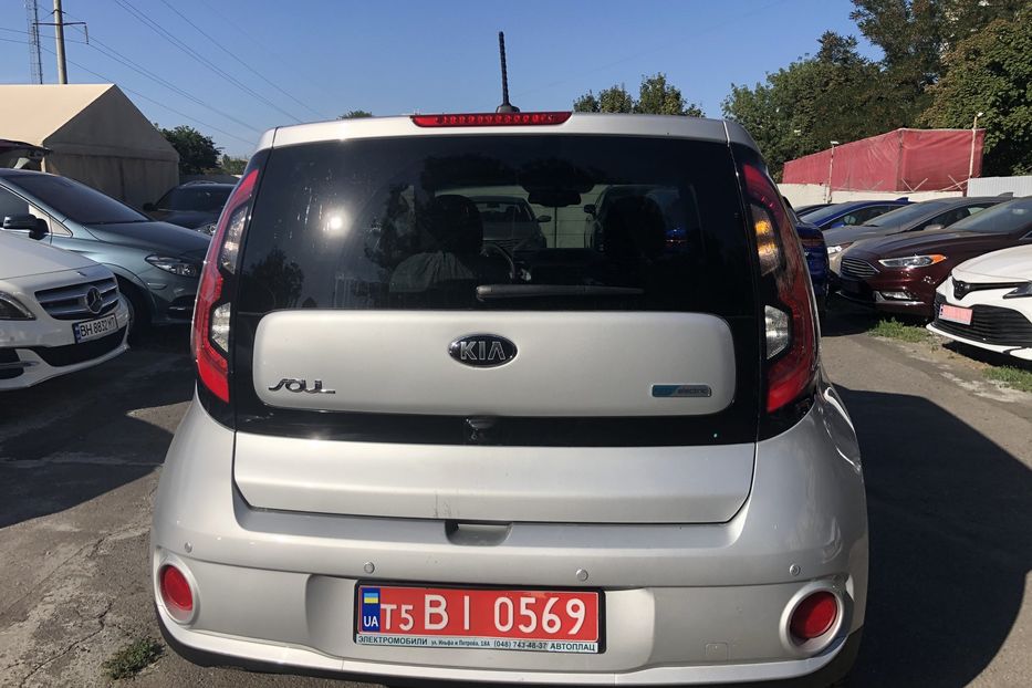 Продам Kia Soul EV 180 km Range. 2017 года в Одессе