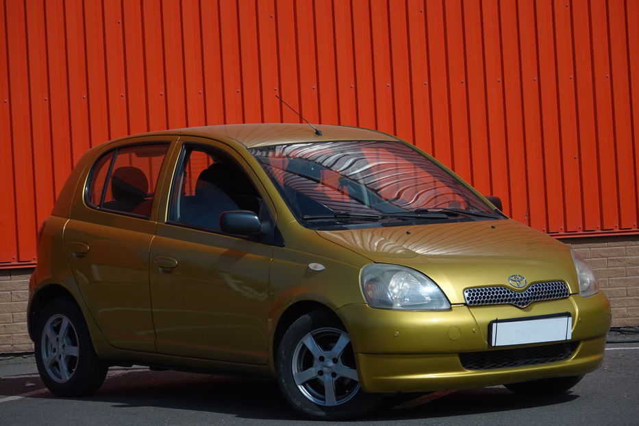 Продам Toyota Yaris automat 2003 года в Одессе