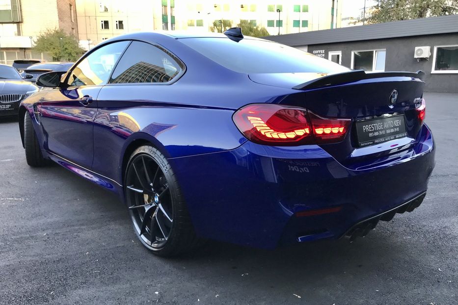 Продам BMW M4 CS 2017 года в Киеве