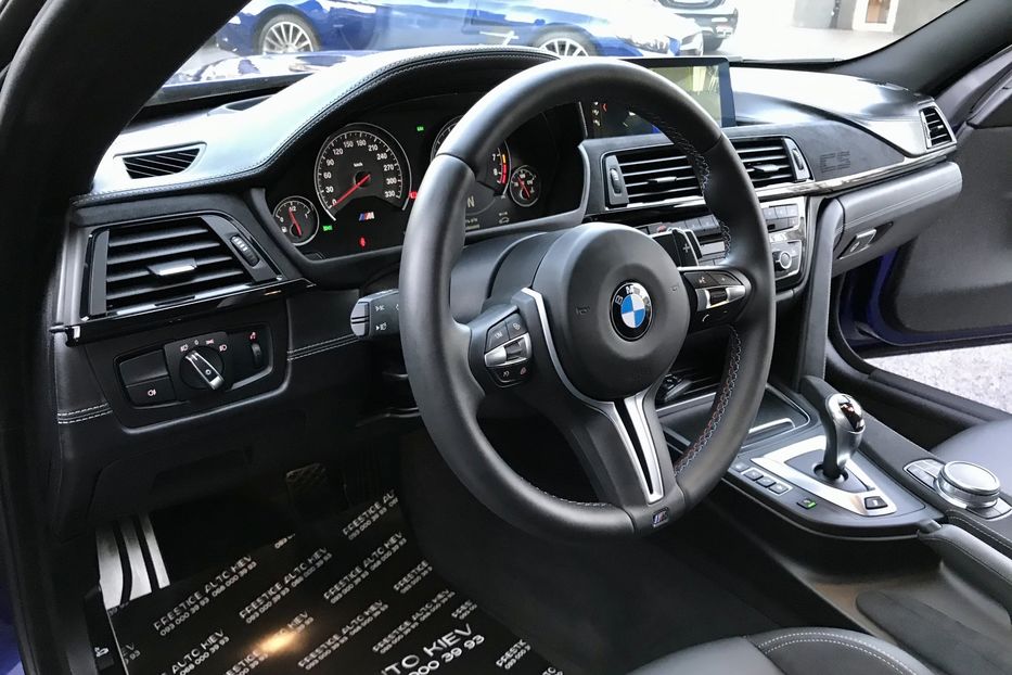 Продам BMW M4 CS 2017 года в Киеве